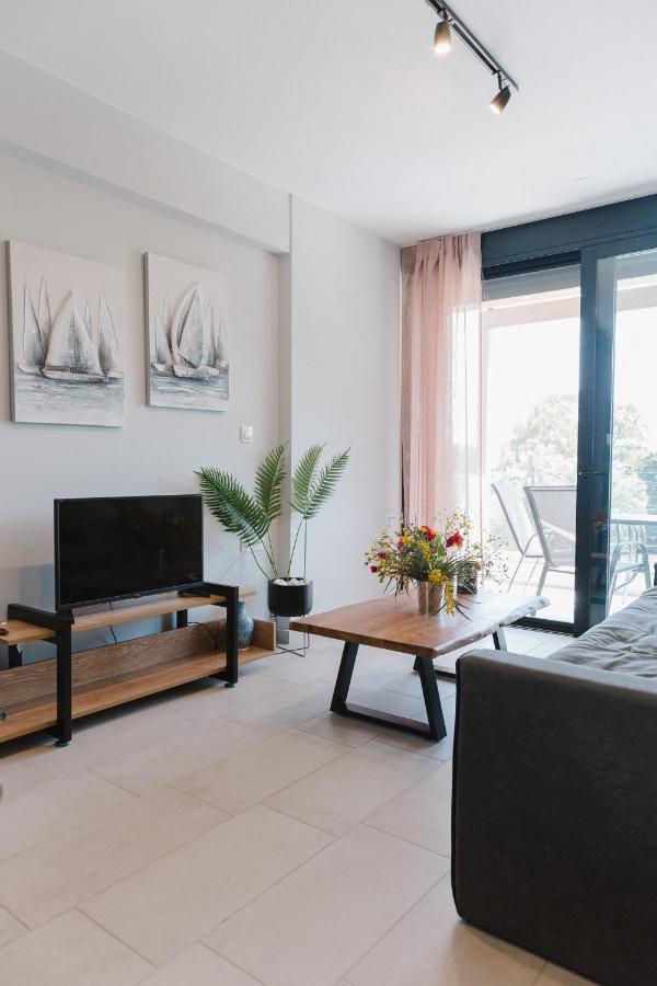 Ariti Luxury Apartment, Nikiana Eksteriør billede