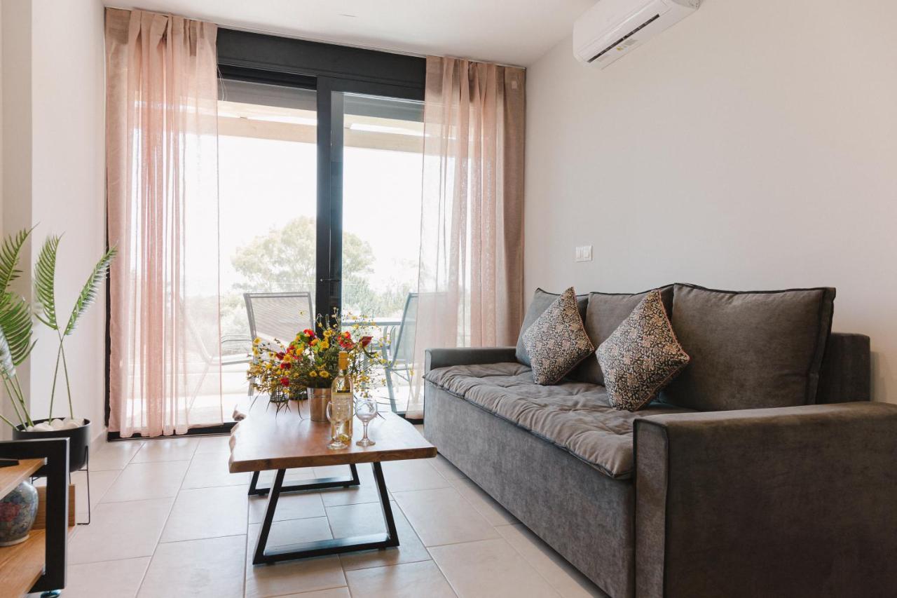 Ariti Luxury Apartment, Nikiana Eksteriør billede
